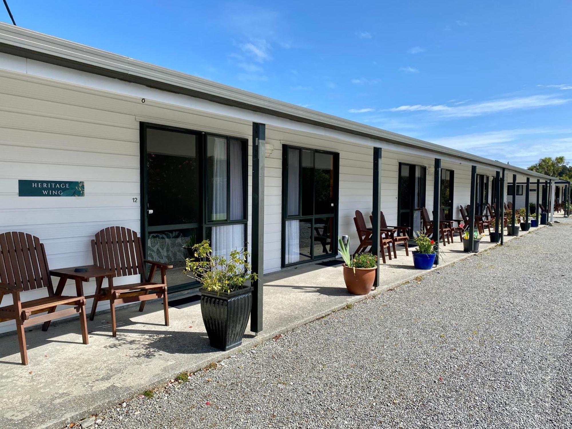 Heritage Park Lodge Haast Εξωτερικό φωτογραφία
