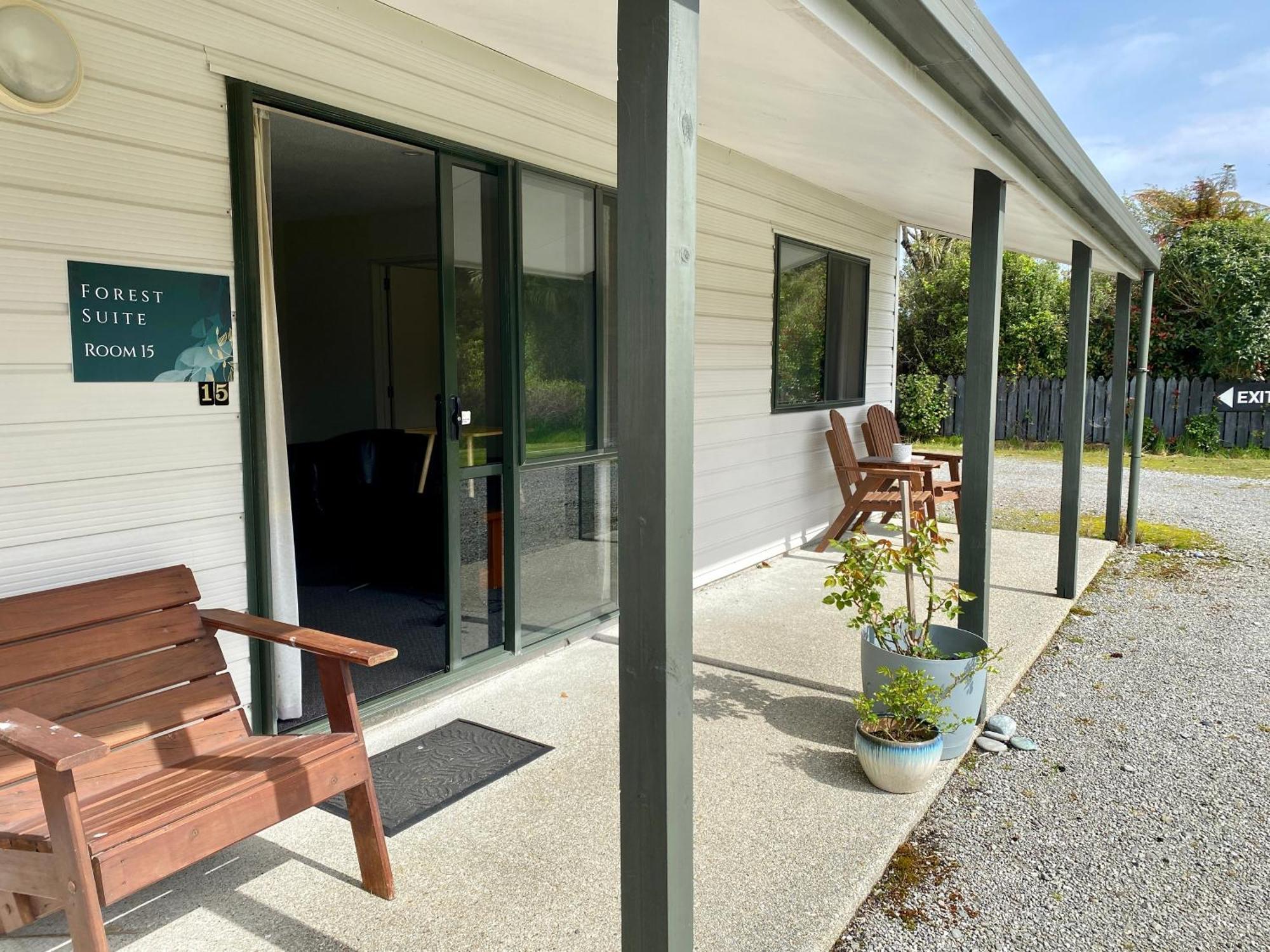 Heritage Park Lodge Haast Εξωτερικό φωτογραφία