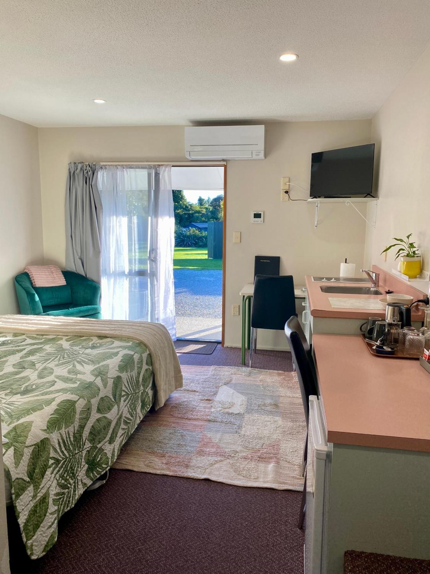 Heritage Park Lodge Haast Εξωτερικό φωτογραφία