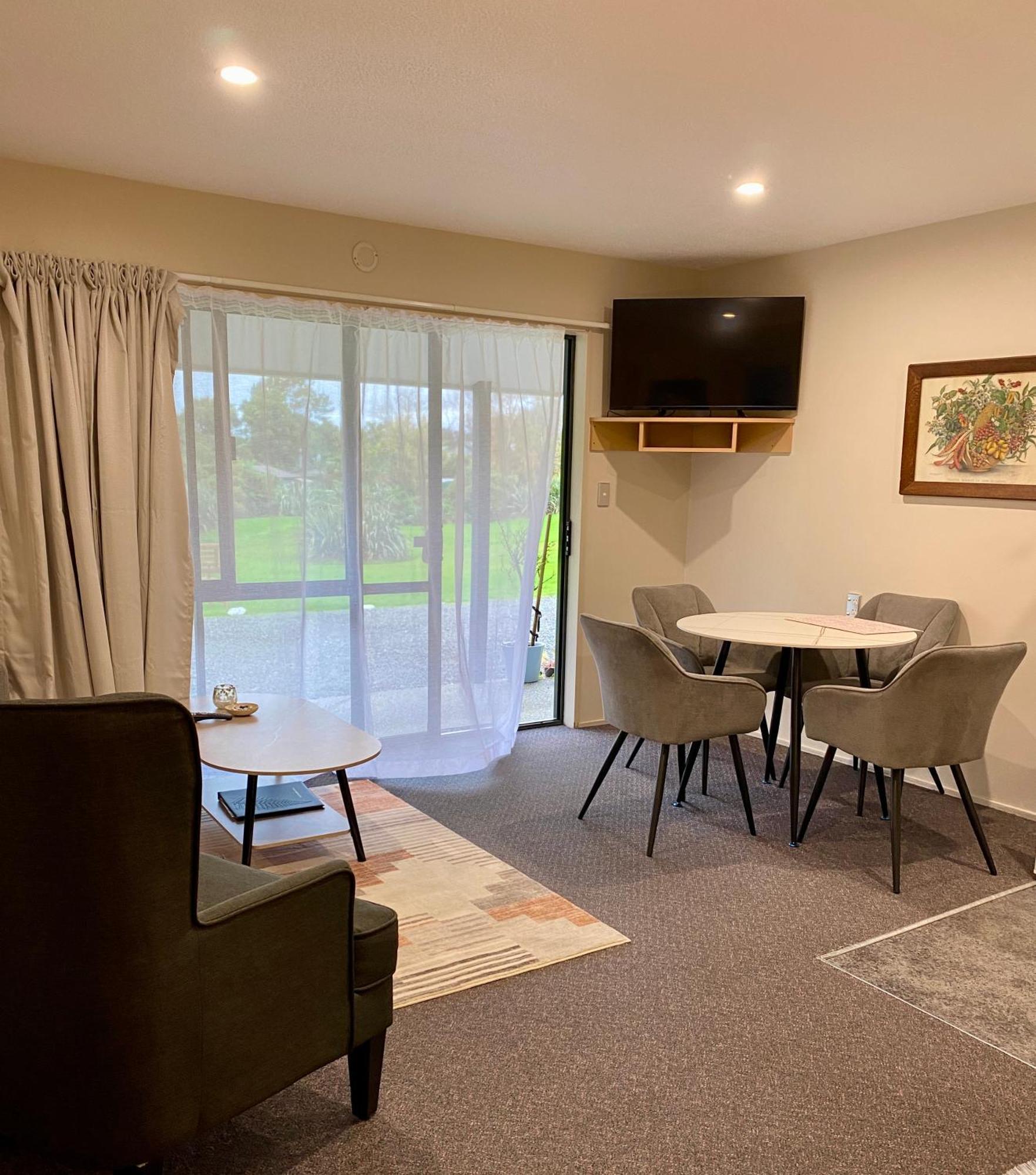 Heritage Park Lodge Haast Εξωτερικό φωτογραφία